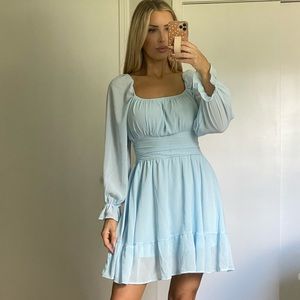 Blue puff sleeve dress